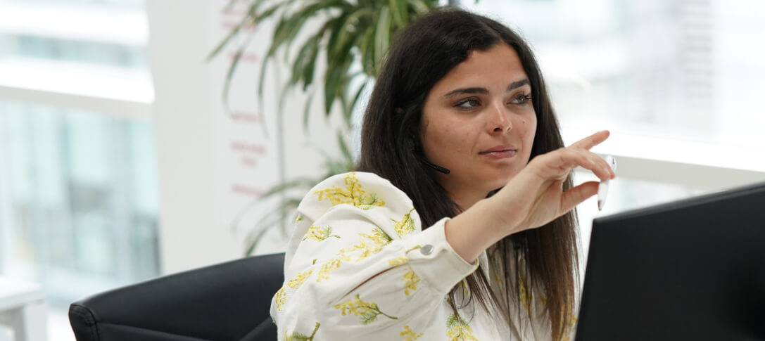 candidate-hub-banner-bg